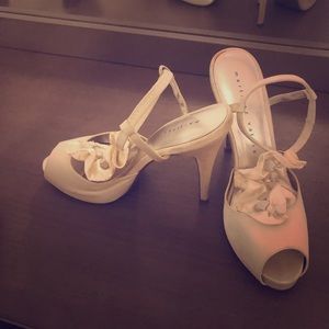 Gorgeous Martinez Valero heels